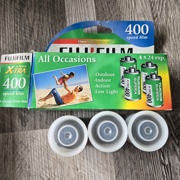 Fujifilm Superia 400 35mm Expired Film (3 Rolls) & Image CZ-65 Flash Gear Bundle - Picture 10 of 10